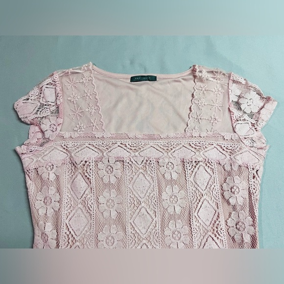 Suzy Shier Pink Lace Shirt NWOT Size Medium - Picture 5 of 5